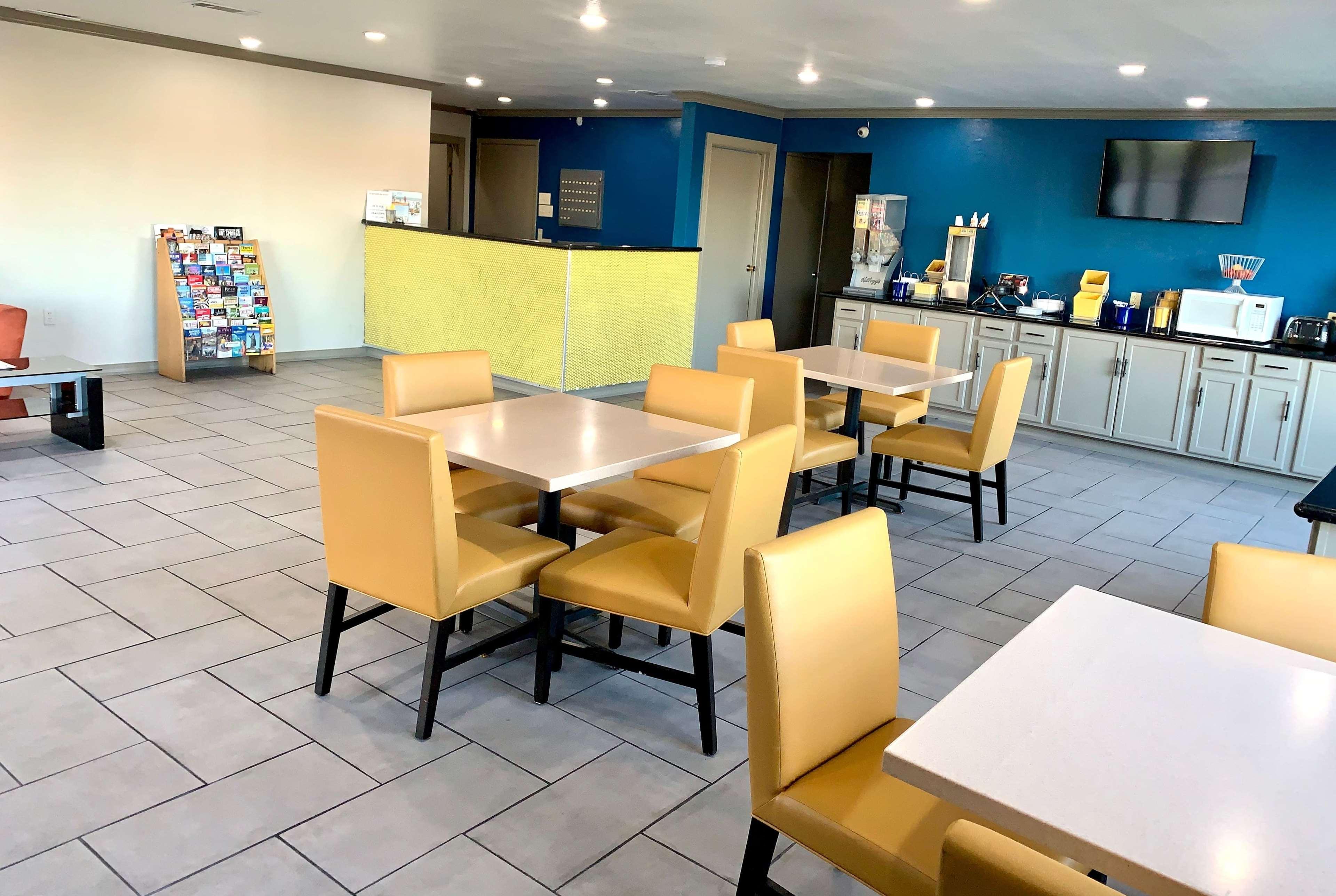 坎顿温德姆戴斯酒店 外观 照片